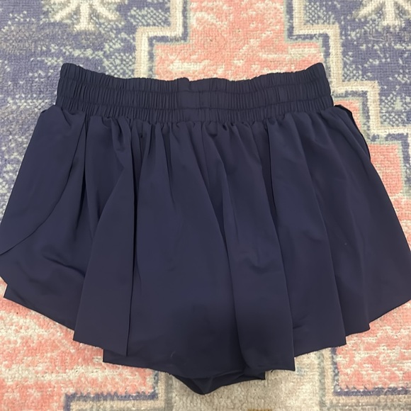 Luogongzi Flowy Shorts - Picture 2 of 2